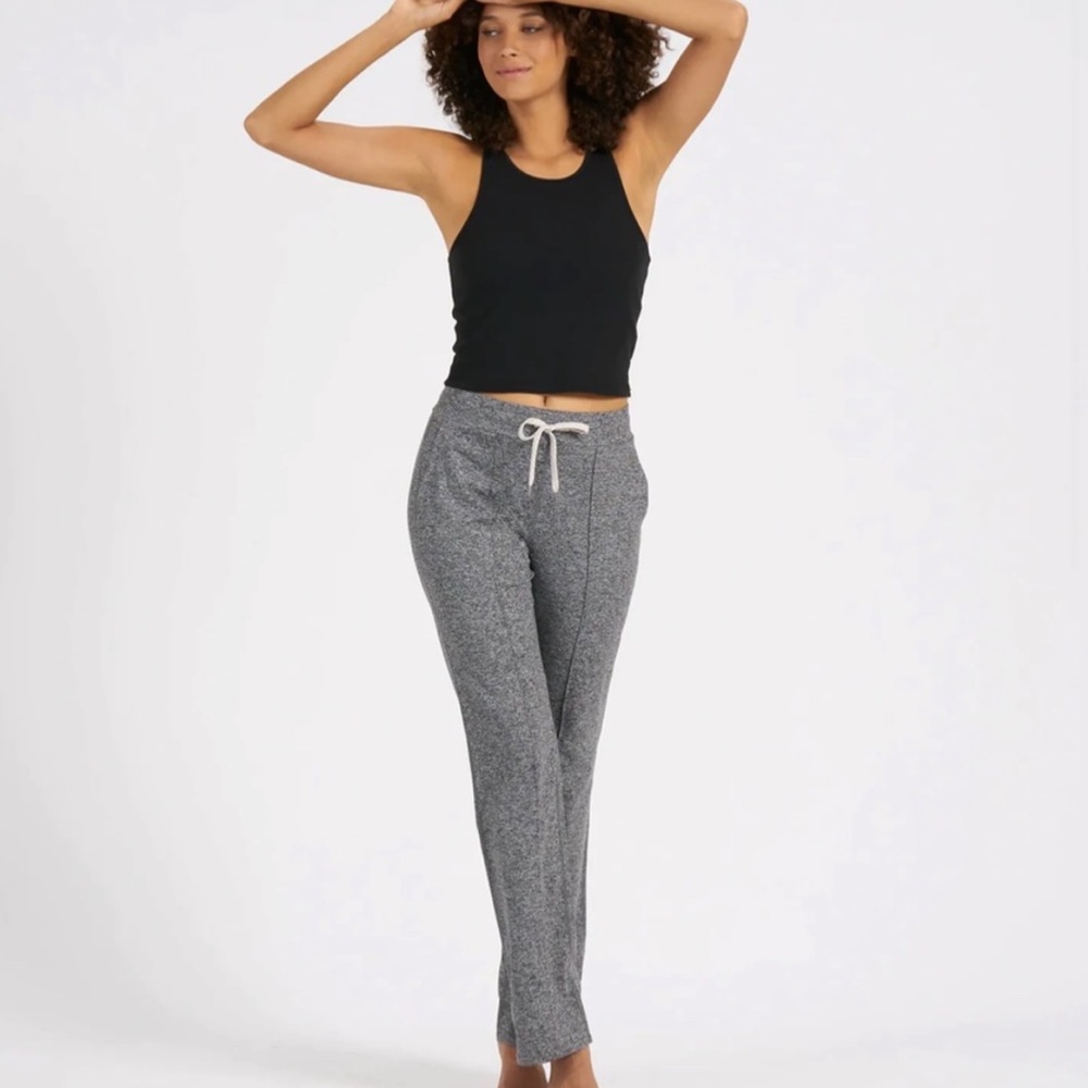 Vuori Halo Wide Leg Flare Pant